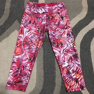 🆕WOMENS PRANA PRINTED WORKOUT ATHLETIC CAPRIS😍💜